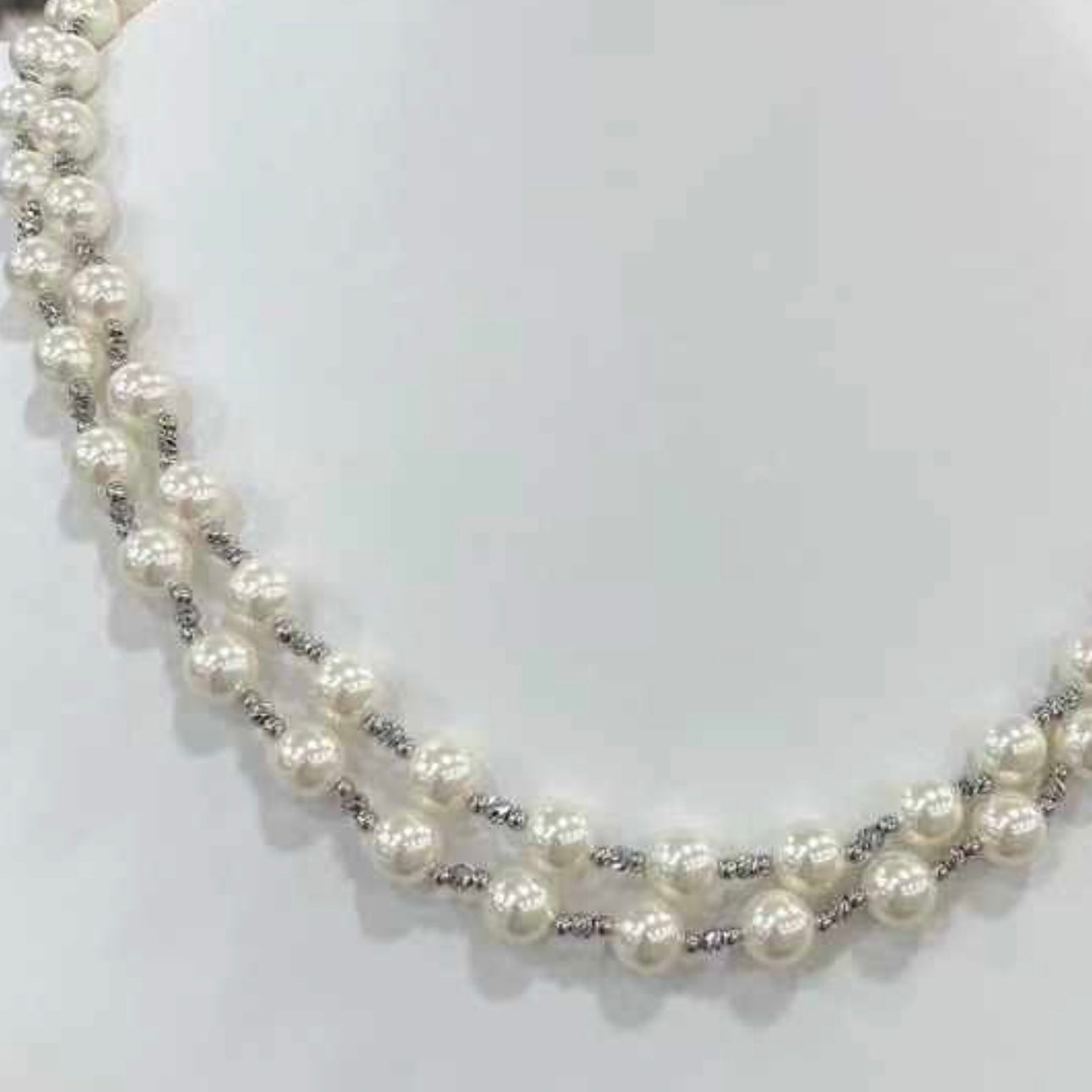 Two layer Pearl Beaded Necklace