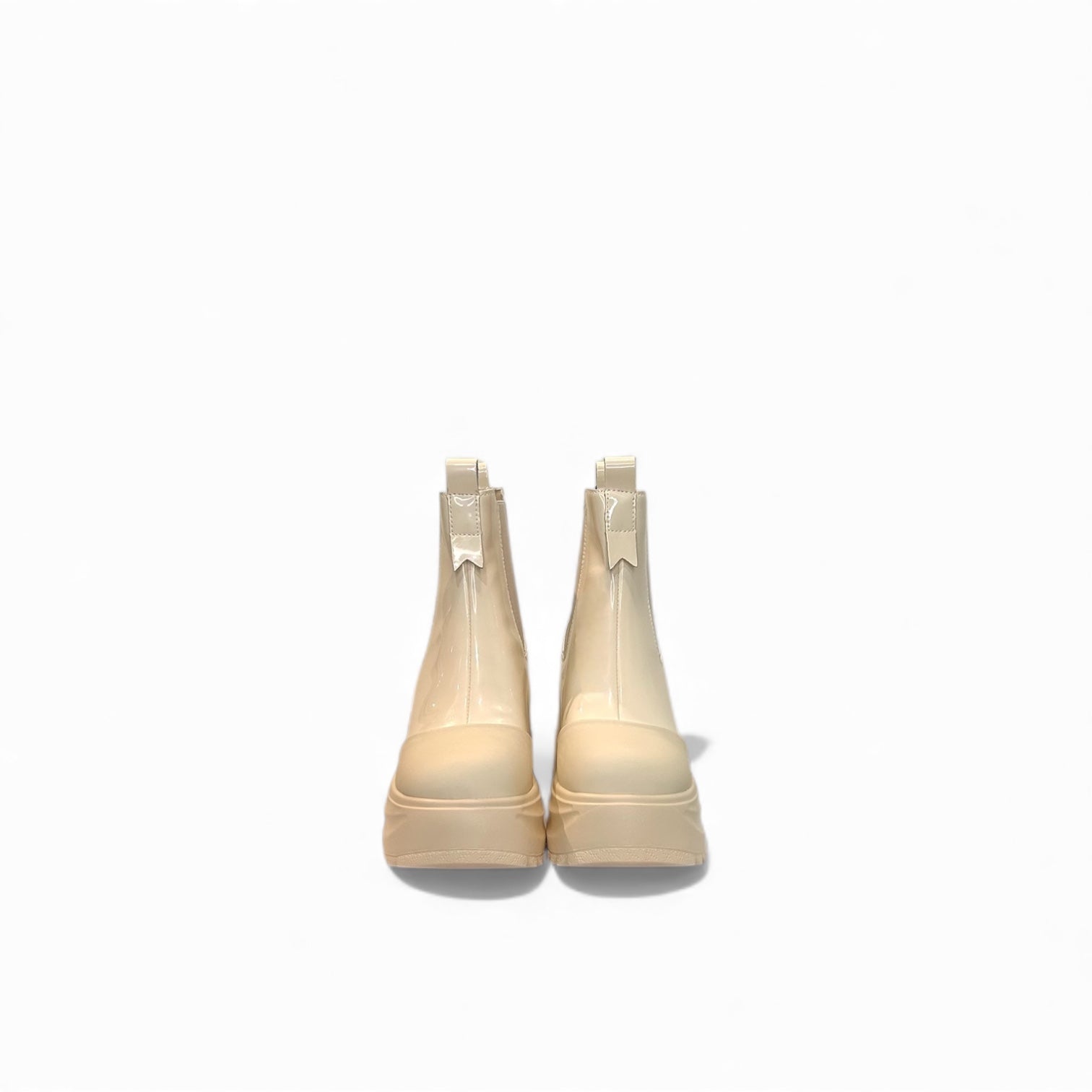 Gloss Chelsea Bootie