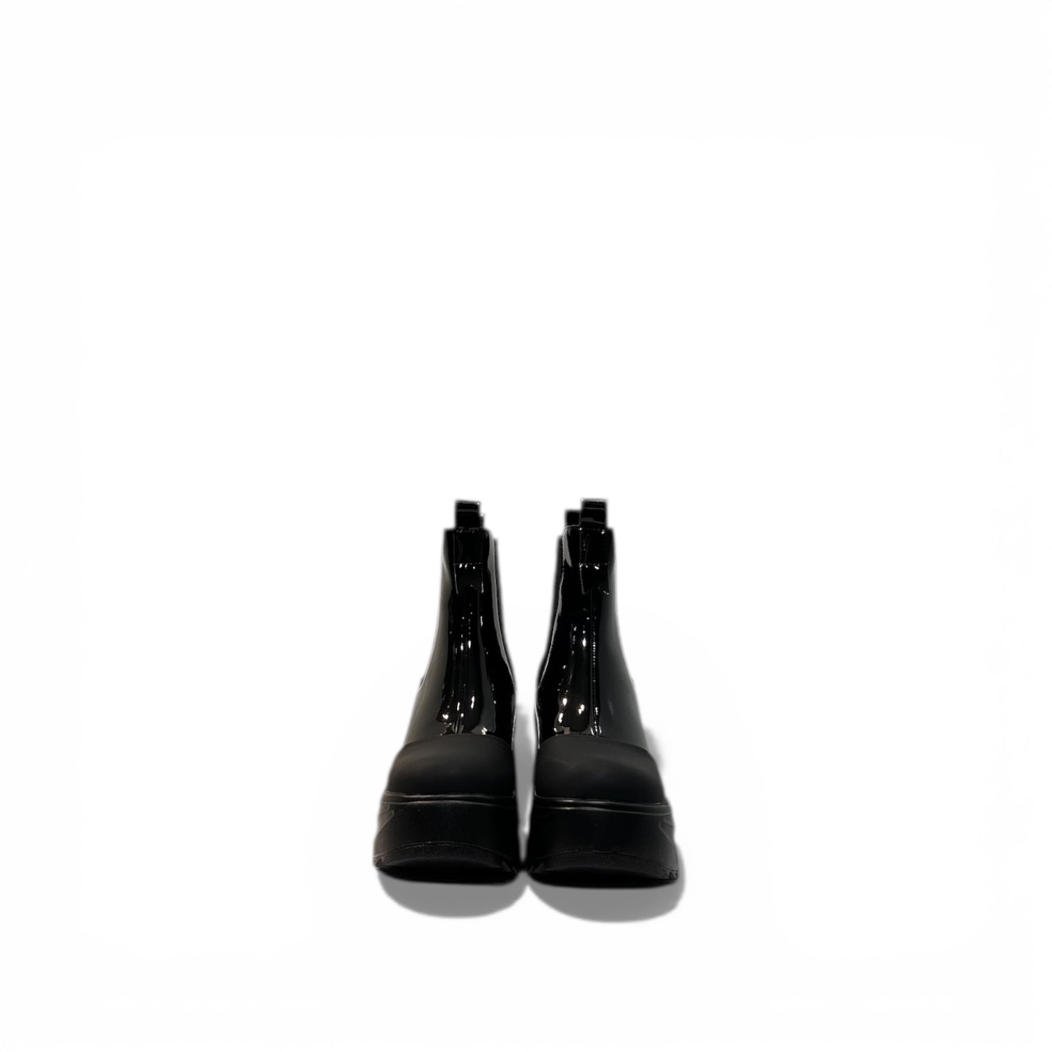 Gloss Chelsea Bootie