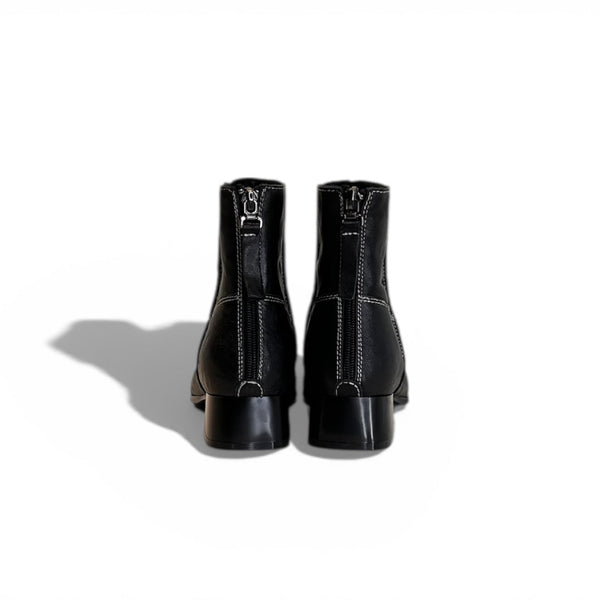 Contour Stitch Boot