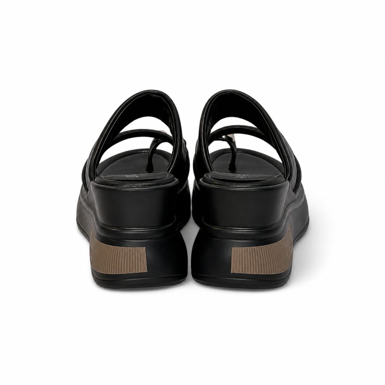 Arc Flow Sandal